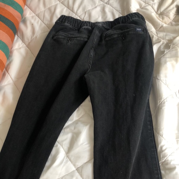Abercrombie black jeans size S - Picture 2 of 3